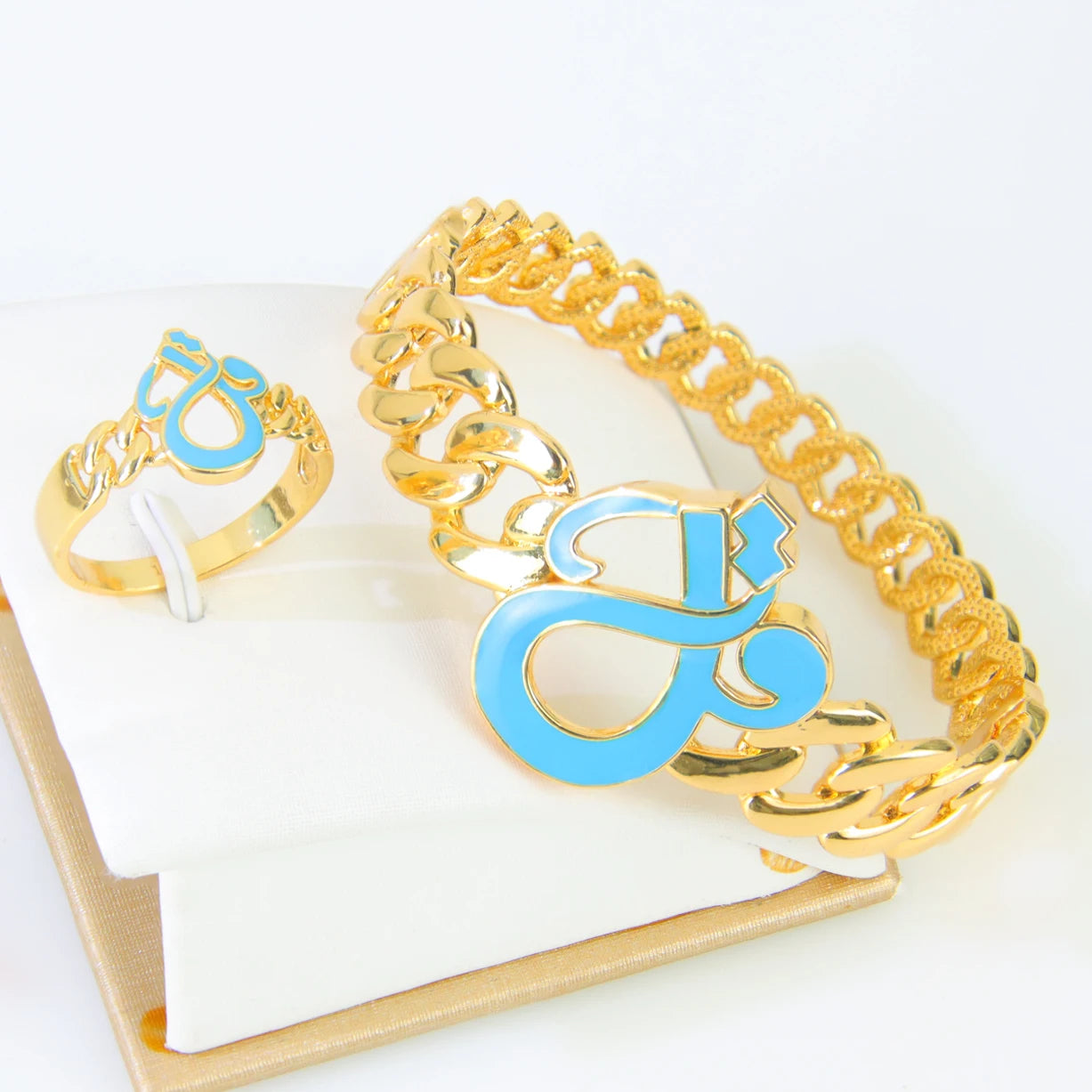 Traditional Arabic  pour femmes